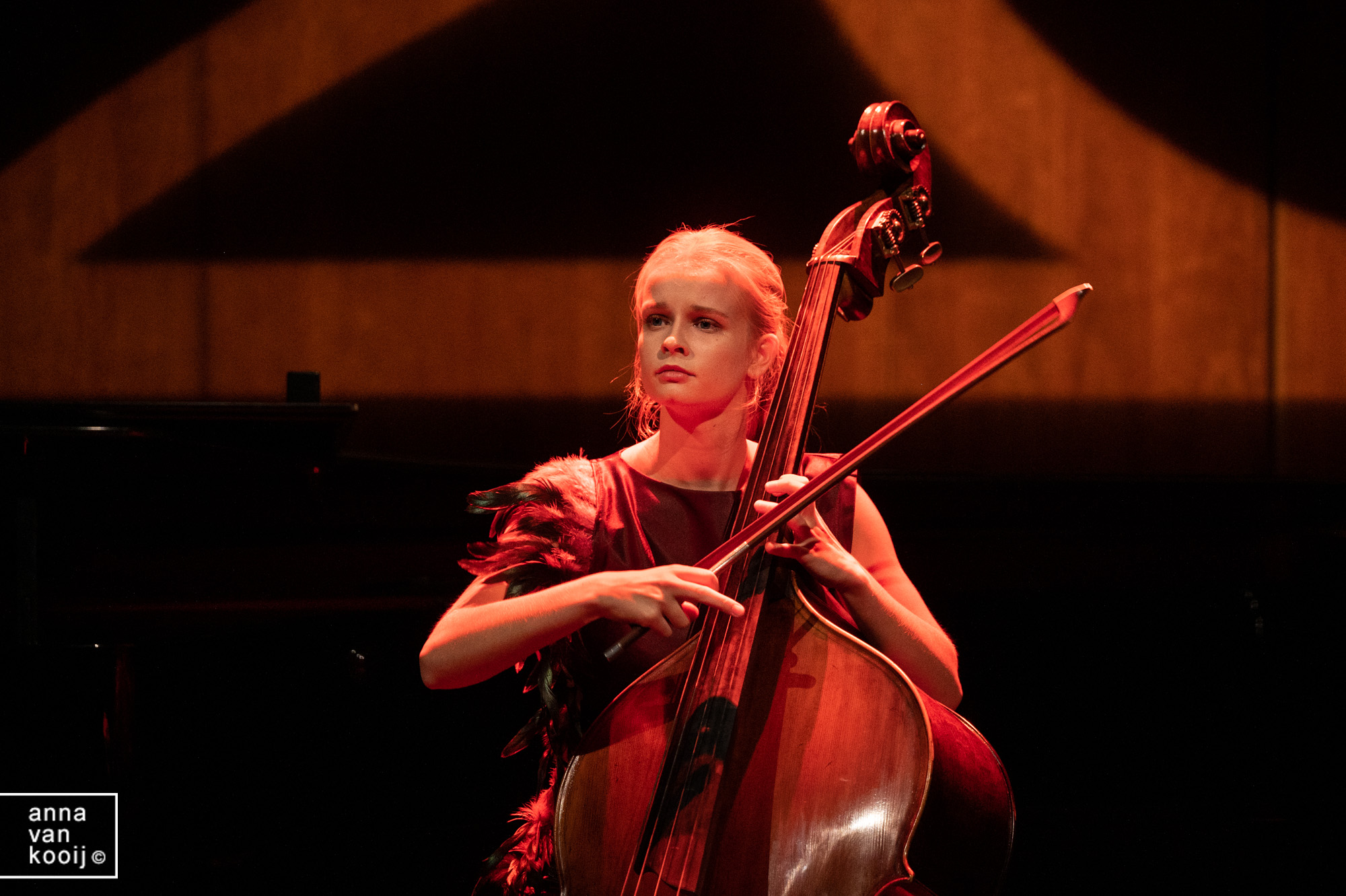 Premiere voorstelling foto Dutch classical talent Sasha Witteveen